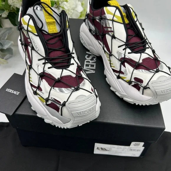 Men’s Versace V3 net leather sneakers size 10 US made in Italy - Picture 3 of 14